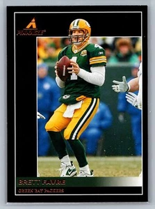 2021 Panini Chronicles #12 Brett Favre Pinnacle - Picture 1 of 2