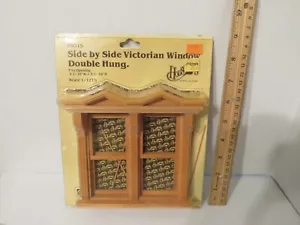 1:12 Houseworks Miniatur Side by Side viktorianisches doppelt aufgehängtes Fenster #5015 neu in Verpackung - Bild 1 von 1