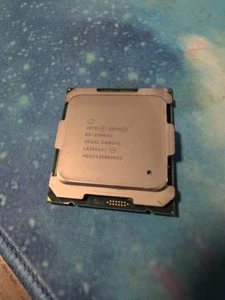Intel Xeon E5-2690 v4 2.6GHz SR2N2 35MB 14-Cores LGA2011-3 B Grade CPU - Picture 1 of 2