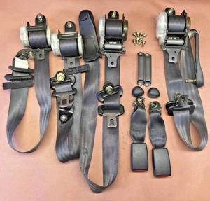 01 Honda Prelude receptor hebilla delantero y cinturón de seguridad negro 97-01 - Imagen 1 de 21