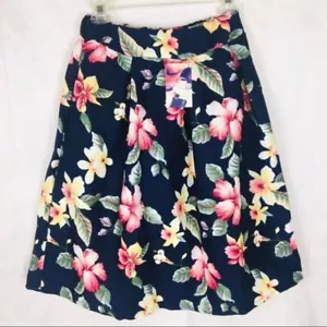 KALAN Medium Floral Hibiscus Skirt - Picture 1 of 7