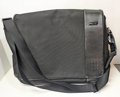 Bolso Mensajero TUMI 23671D LXT Imagination Negro FXT Nylon Balístico Excelente Foto 1 de 4