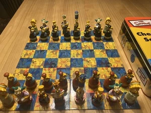 Vintage Simpsons 3D Chess Set Tin Complete Cardinal Games Marge Homer Krusty - Picture 1 of 4