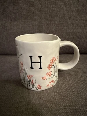 Caneca de café floral Anthropologie caseira letra inicial monograma - Imagem 1 de 4