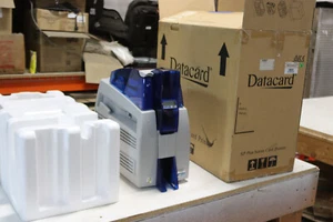 Datacard SP75 Plus ID Card Printer - Picture 1 of 3