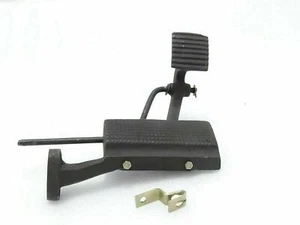 Conjunto de pedal acelerador Massey Ferguson MF135/240 (eje recto) - Imagen 1 de 3