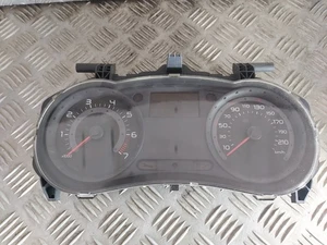 Compteur de vitesse - RENAULT CLIO III (3) 1.2L ESS 75CV - Réf : 8200316824-D - Picture 1 of 4