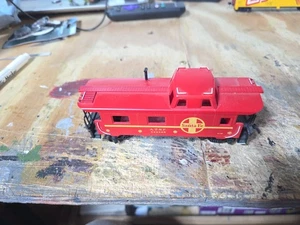 IHC 34’ END CABOOSE CAR SANTA FE ATSF HO SCALE - Picture 1 of 5