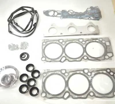 New OEM Mitsubishi Engine Overhaul Gasket Set 2000-2006 Montero Pajero MD977866 - Image 1 of 4