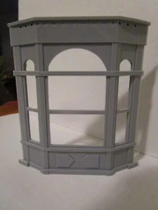 Spur G - STORE WINDOW FRAME KITBASH / MODEL BUILDER 1:24 / 3D PRINTED L@@K - Bild 1 von 4