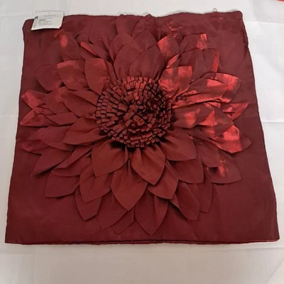 Funda de Almohada 3D Capas Flor Pétalos Rosa Borgoña Rojo 17x17" Cremallera Oculta Floral Foto 1 de 3