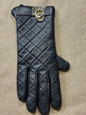 Michael Kors  Quilt Leather Hamilton Lock Black Leather Quilted Glove Right Only - Image 1 of 4