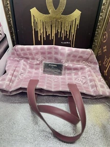 Vintage Chanel Tasche aus Japan.. Chanel Travel Line COCO Tote CC Logo Monogram - Bild 1 von 7