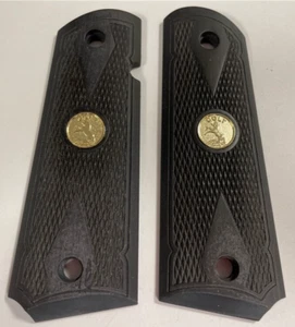 Colt Full Size 1911 Govt Checkered Silverblack Gold Logo Medallions Altamont - Picture 1 of 1