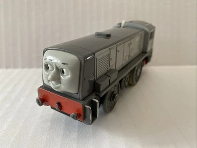 Tren motorizado Thomas & Friends Dennis Trackmaster 2005 leer descripción Foto 1 de 4