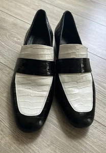 Freda Salvador Embossed Crocodile Mid Heel Loafer Size 8 - Picture 1 of 7