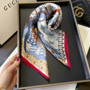 100% Mulberry Silk 27" Square Scarf Women Fashion Blue Neckerchief Wrap Bandana - Picture 1 of 5