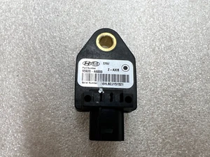 Sensore impatto urto Hyundai Kia 95920a6000 95920-a6000 - Foto 1 di 4