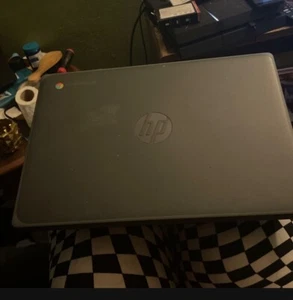 Samsung 11.6" 4GB RAM 32GB Drive Chromebook - Charcoal - Picture 1 of 2