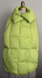 Liz Claiborne Women’s Sz M Down Puffer Vest Snap Exaggerated Neck Lime Green - Picture 1 of 10