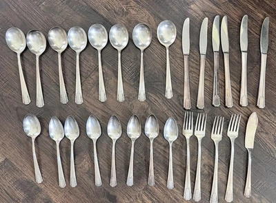 Reemplazos de cubiertos de acero inoxidable Wm A Rogers Triple Oneida Park Lane 27 piezas Foto 1 de 4