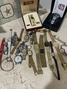Ladies Wristwatches Seiko Elgin Helbros Hamilton Rado Etc.Lot of 25 Untested 3LB - Picture 1 of 18