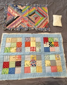 Vintage Handarbeit Puppenbett Bettwäsche Patchwork Quilt unvollendet HINWEISE LESEN - Bild 1 von 13