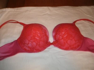Sujetador push up muy sexy de Victoria Secret talla 34D - Imagen 1 de 6