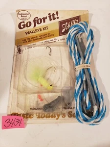 SCHLITZ VINTAGE GO FOR IT WALLEYE KIT YELLOW OR BLUE STRINGER - Picture 1 of 4