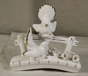 W/Porcelain Figurine - Doves on One Rustic Bank - Approx. 15x16x9 - 388 Large/44 - Picture 1 of 14