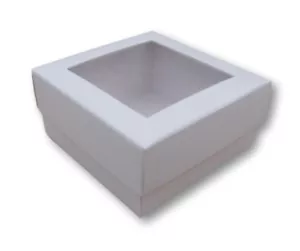 1 SCATOLA BIANCA 3 x 3 POLLICI CON COPERCHIO FINESTRA, REGALI, TORTE, BROWNIES, 8CM / 80MM - Foto 1 di 3