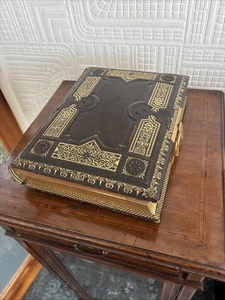 Antique Victorian Musical Photograph Album - The Seaside Album - Foto 1 di 24