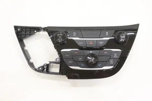 2021 - 2025 CHRYSLER VOYAGER FRONT DASH HVAC CONTROL SWITCH PANEL OEM 7AS371X8AA - Picture 1 of 12