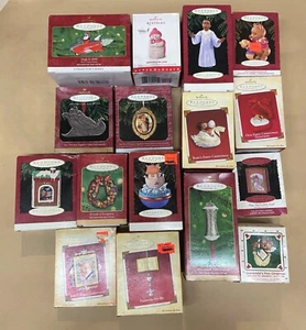 Lot of 15 Vintage Keepsake Ornaments Hallmark New in Box - Bild 1 von 5