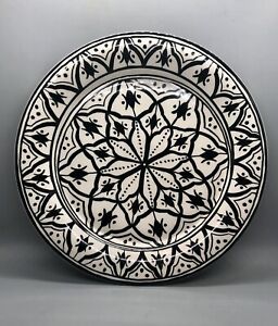 Set of 4 - Pottery Barn MARRAKESH Melamine Dinner Plates 11” Black White, read