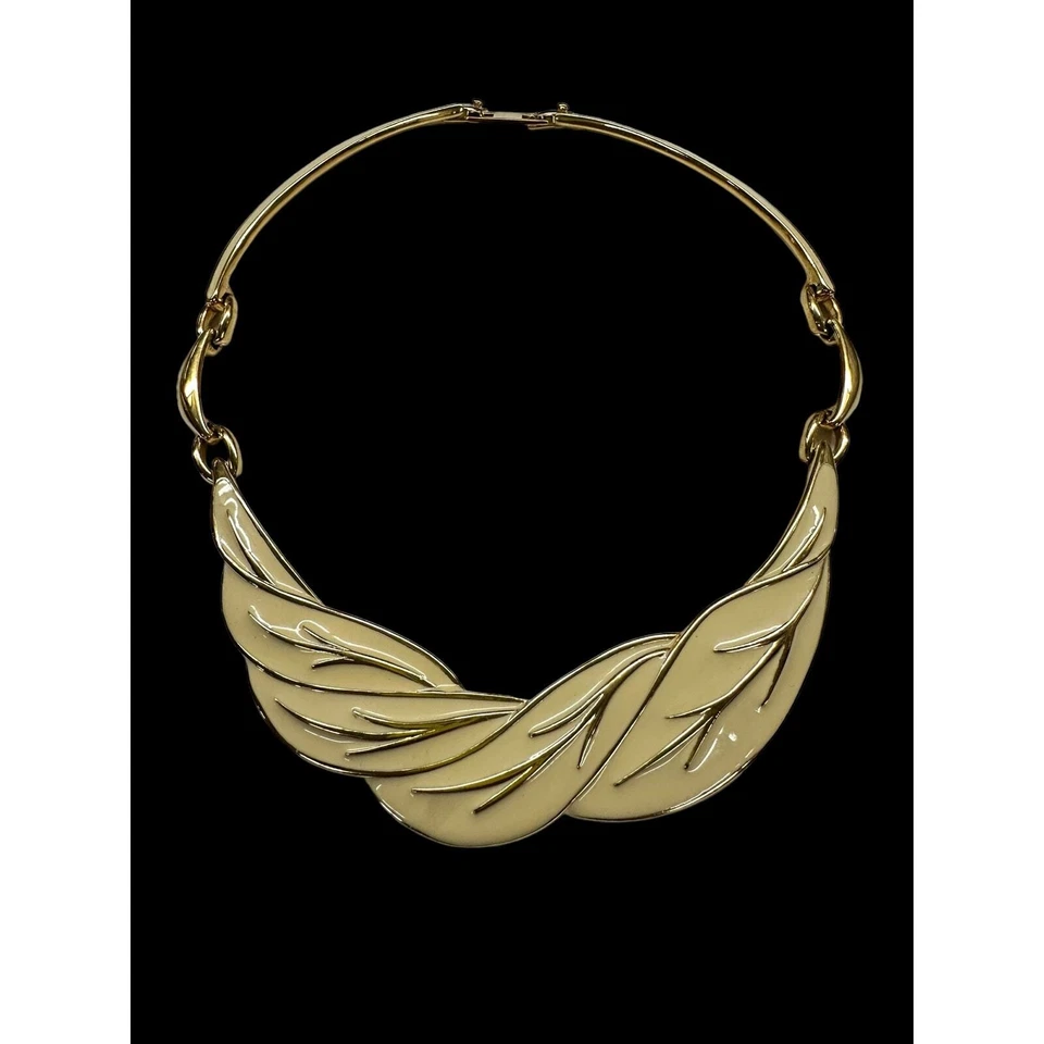 Vintage Monet Gold-tone Cream Enamel Choker Collar Necklace w/ extender Foto 1 de 1