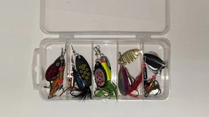 Juego de 10 señuelos de pesca giratorios con estuche - Imagen 1 de 7