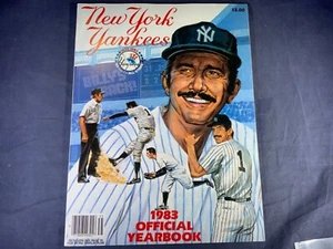 ANUARIO OFICIAL DE BÉISBOL DE LOS YANQUIS DE NUEVA YORK 1983 - CON POSTAL Y PÓSTER - Imagen 1 de 8