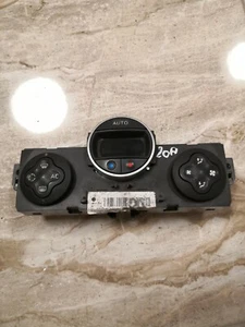 Renault Clio 2007 Climate Control Unit 8200296683 - Picture 1 of 4