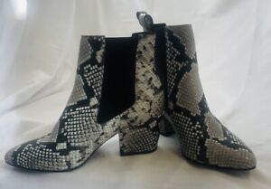 Matisse Morgan Snake Embossed Leather Boots Women’s Size 6.5 Beautiful Booties