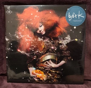 Björk - Biophilia - UK 2xLP - ORANGE/BLUE colored vinyl 2015 - limited - SEALED - Picture 1 of 2
