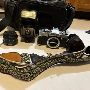 Minolta XG-1. Worked Last Use. 2 Lenses/flash Adapter/strap/ Case - Picture 1 of 17