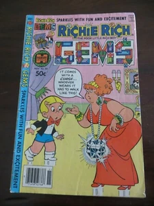 RICHIE RICH 1980 COMIC BOOK, GEMS,THE POOR LITTLE RICH BOY NO.33 HARVEY WORLD - Picture 1 of 7