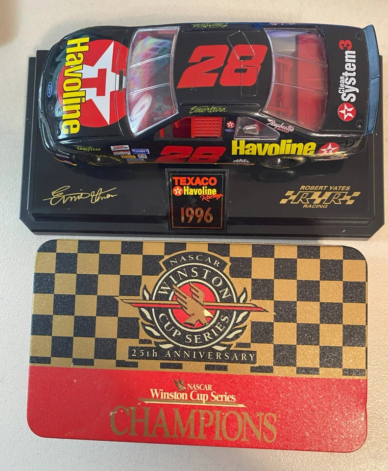 Ernie Irvan #28 1996 Texaco Racing 1:24 Diecast Bank and Winston Cup Series Tin - Image 1 of 4
