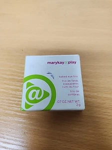 New In Box Mary Kay At Play Baked Eye Trio Purple Eclipse #081940 ~ Fast Ship - Picture 1 of 8