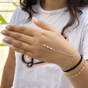 14K White Gold Finger Bracelet Simulated Diamonds Ring Bracelet Chain 0.30ctw - Picture 1 of 9