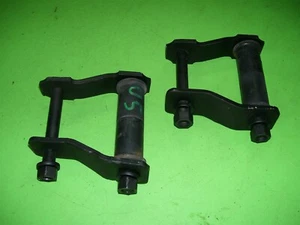95 Toyota Tacoma 4wd 4X4 Rear Leaf Spring SHACKLE Set Pair oem - Picture 1 of 4