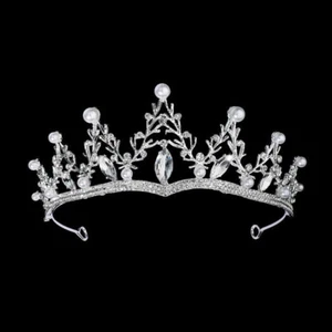 Corona diadema principessa cristallo perlato ballo matrimonio regina sposa - Foto 1 di 11
