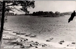 Crooked Lake Delton Michigan MI 1950s RPPC Postcard Beach KH12 - Picture 1 of 2