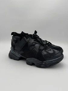 Größe 9 - VETEMENTS x Reebok gentechnisch modifizierter Pump schwarz - Bild 1 von 11